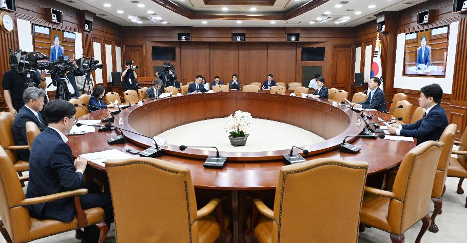 구윤철 부총리, 제269차 대외경제장관회의 주재