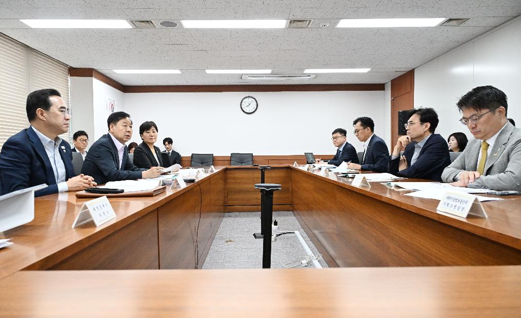 구윤철 부총리, 고용관계장관간담회 주재