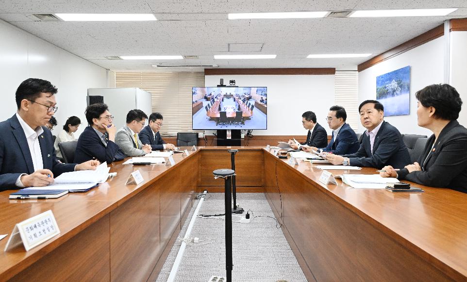 구윤철 부총리, 고용관계장관간담회 주재