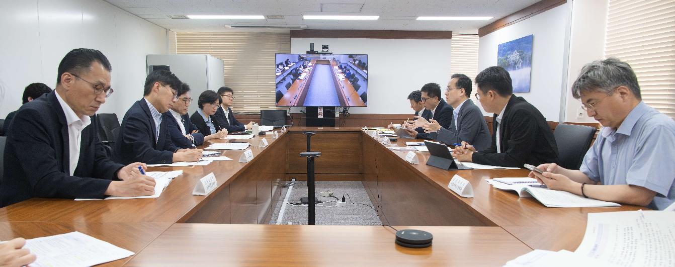 이형일 차관, 제 2차 일자리 전담반(TF) 주재