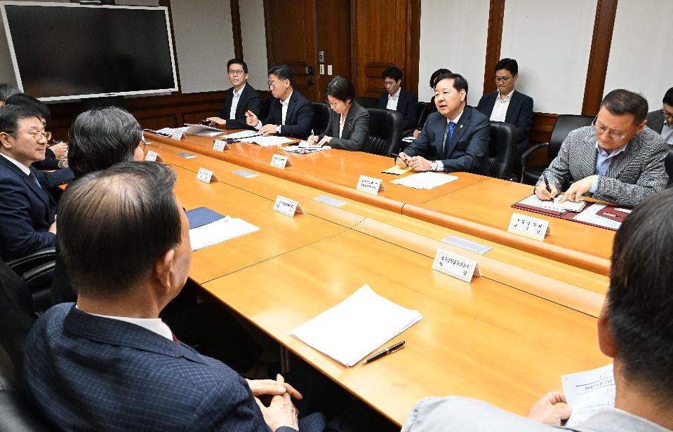 구윤철 부총리, 물가 관계기관 간담회