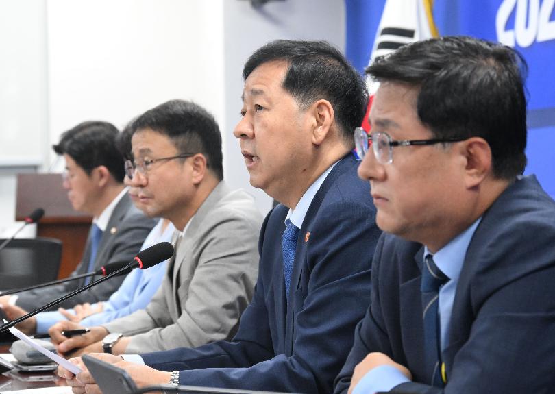 구윤철 부총리, 2026년 하반기 경제성장전략 당정협의