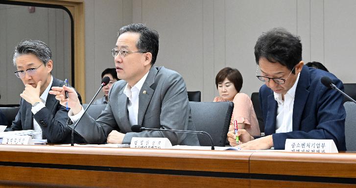 이형일 차관, 26년 7월 일자리 전담반(TF) 주재