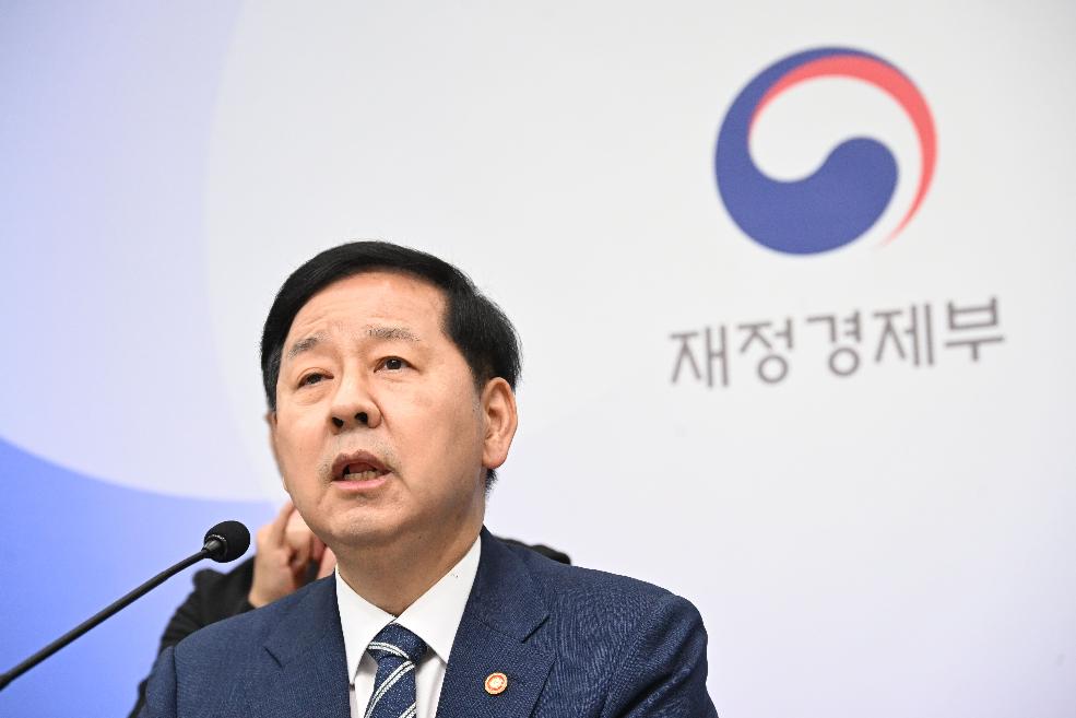 구윤철 부총리, 2026년 세제개편안 상세브리핑