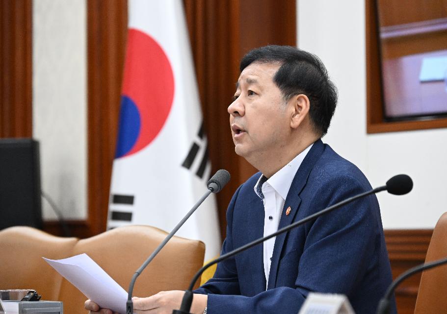 구윤철 부총리, 비상경제본부 회의 겸 경제관계장관회의 겸 민생물가 특별관리 관계장관 TF 주재