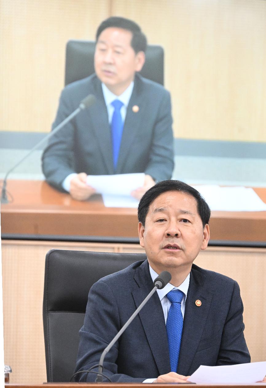 구윤철 부총리, 재경부 확대간부회의 주재