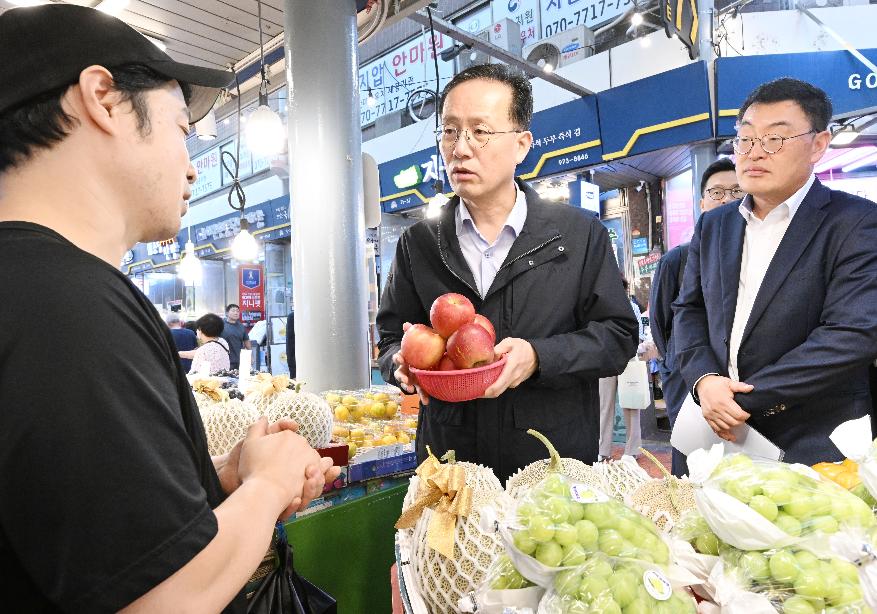 이형일 차관, 추석 물가 점검 등 민생현장 방문