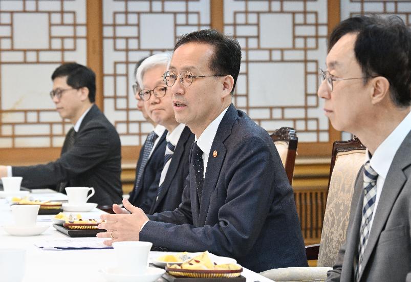 이형일 부총리, 연구기관장간담회 주재