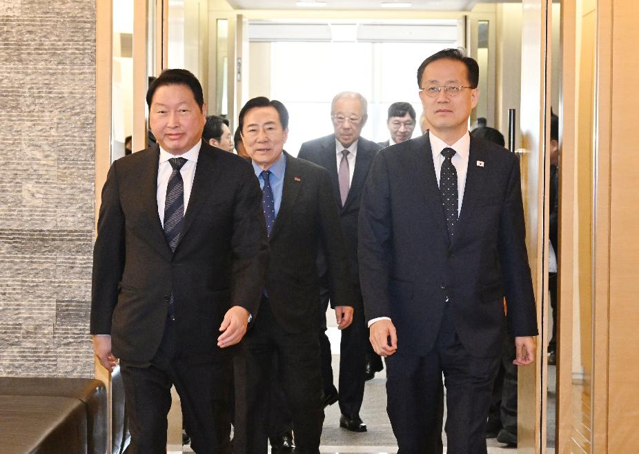 이형일 부총리, 경제6단체장 간담회 겸 기업혁신지원 민관협의체