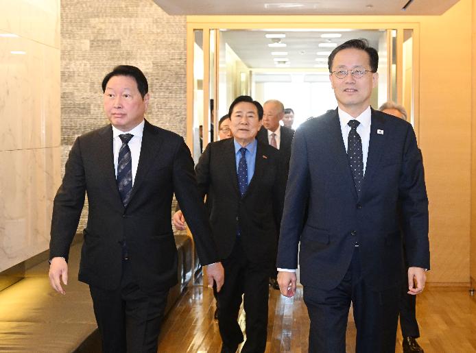 이형일 부총리, 경제6단체장 간담회 겸 기업혁신지원 민관협의체