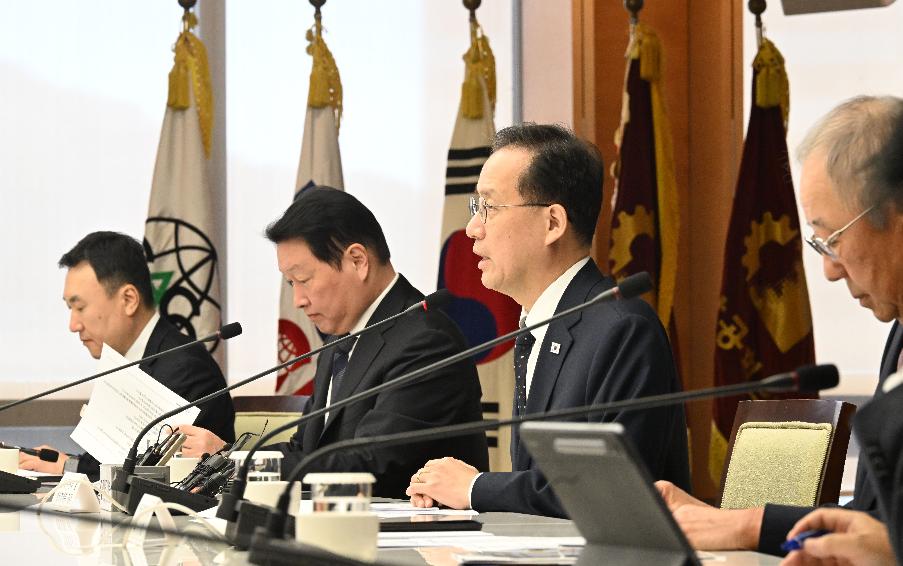 이형일 부총리, 경제6단체장 간담회 겸 기업혁신지원 민관협의체