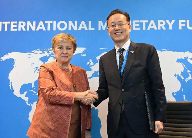 이형일 부총리, 크리스탈리나 게오르기에바 국제통화기금(IMF) 총재 면담 및 의향서 서명식