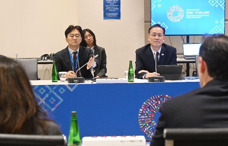 이형일 부총리, 댄 카츠 국제통화기금(IMF) 수석부총재 면담