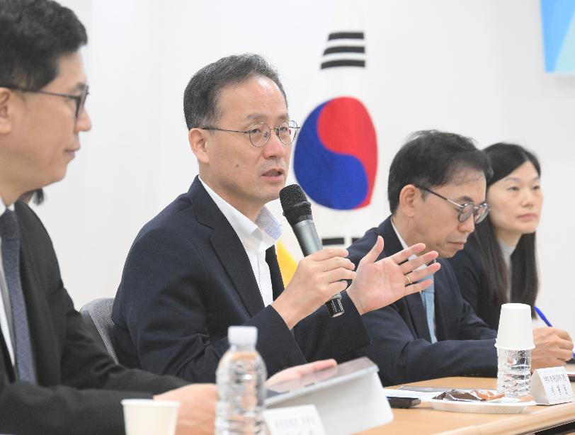 이형일 부총리, 청년.고령층 주거안정 지원 강화 현장방문